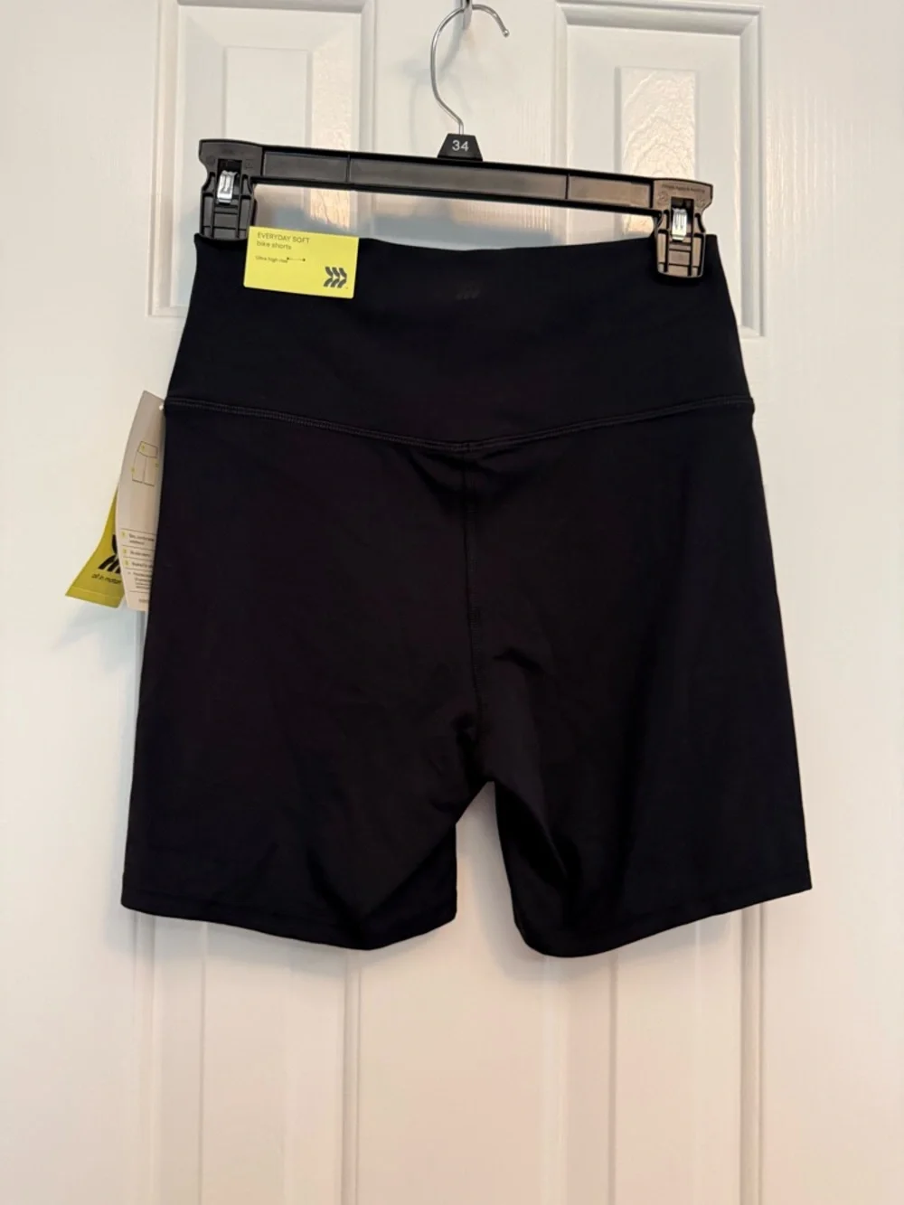 All In Motion Ultra High Rise 6” Inseam Everyday Soft Bike Shorts